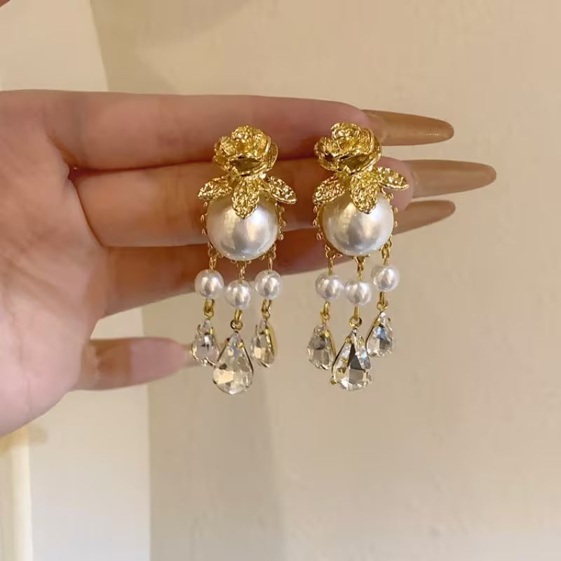 Kolczyki łzowe Ivory złote z perłą