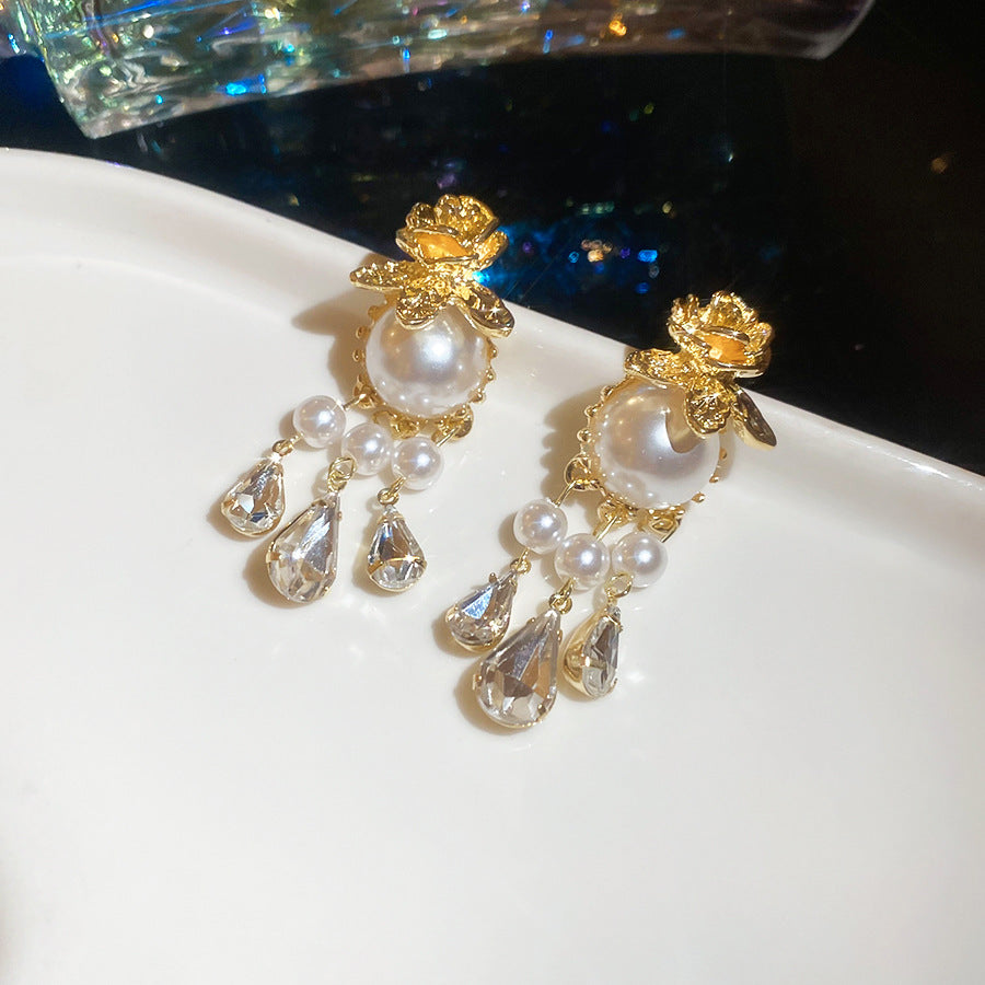 Kolczyki łzowe Ivory złote z perłą